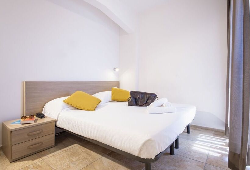 ホテル Jolly Roger