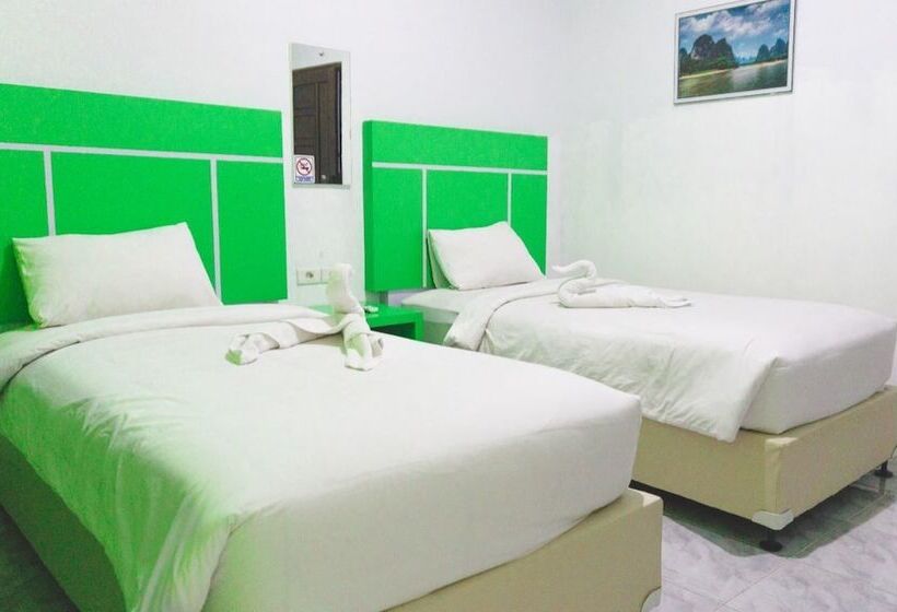 Отель Marcopolo Homestay Pekanbaru