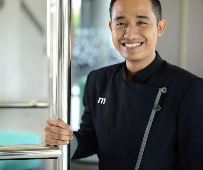 בית מלון כפרי Midtown Residence Surabaya