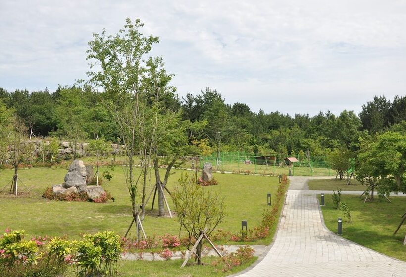 Отель Nanta Jeju