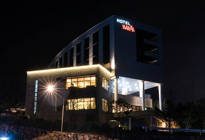 Отель Nanta Jeju