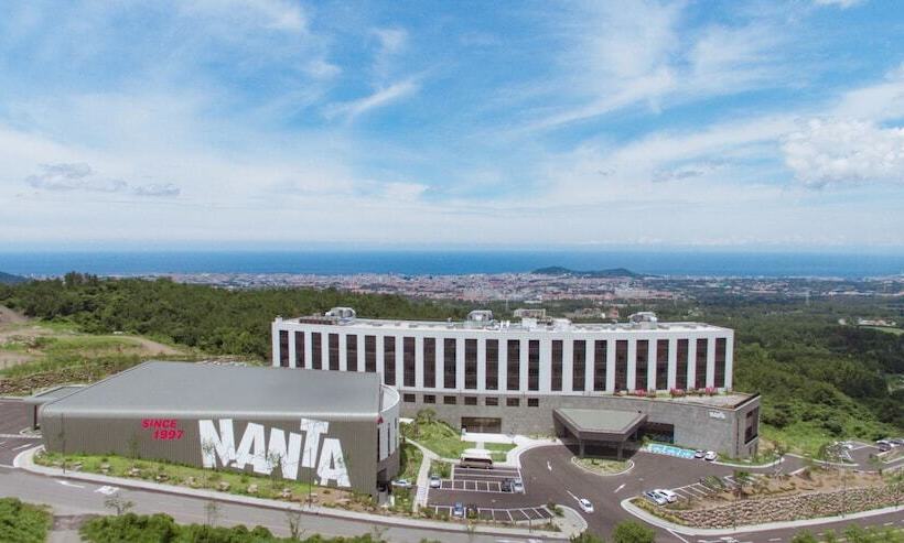 Отель Nanta Jeju