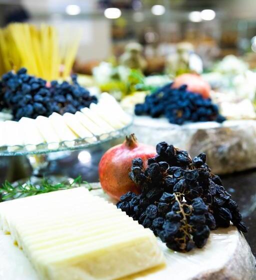 هتل Ramada Encore Gebze