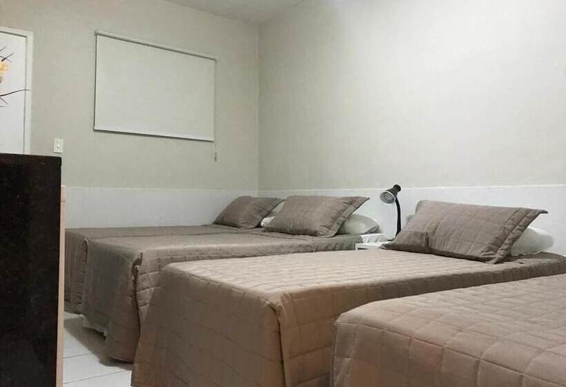 ホテル Suites Residence