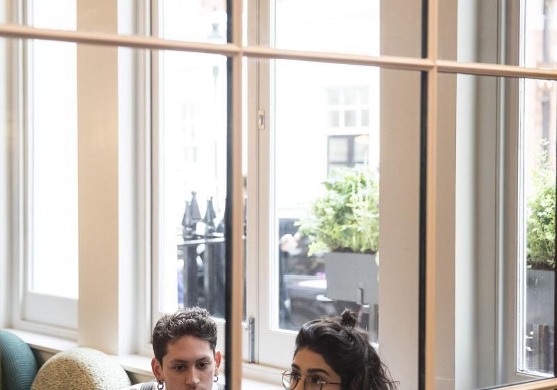 ホテル Henrietta Experimental