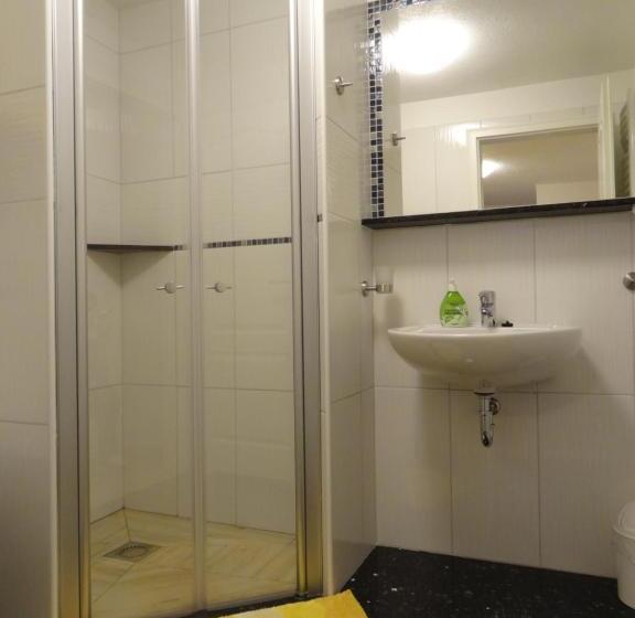 ホテル Und Pension Am Burchardikloster