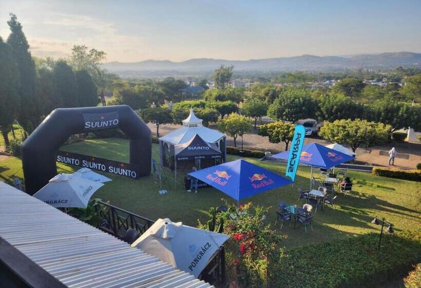 בית מלון כפרי Villa Paradiso