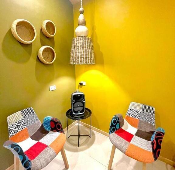 Отель Y Cabinas Del Trópico