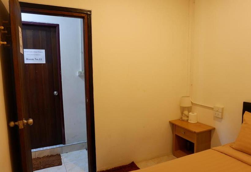 Lipe Hostel