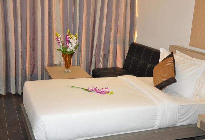 Mango Hotels Tansha Regal