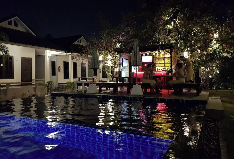 منتجع Thanawong Pool Villa