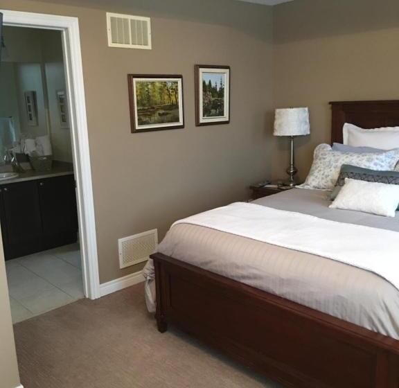 Willow Pond Satellite B&b