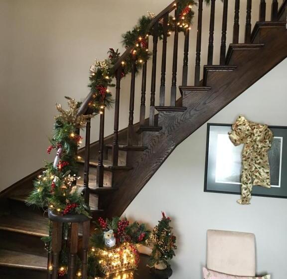 Willow Pond Satellite B&b