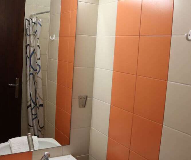 Schronisko Hi Alfeizerão – Pousada De Juventude