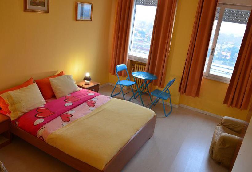 تختخواب و صبحانه Bed&Breakfast Nice House
