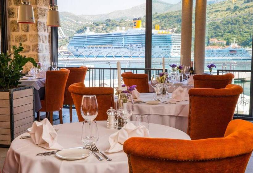 مبيت وإفطار Bova Luxury Rooms