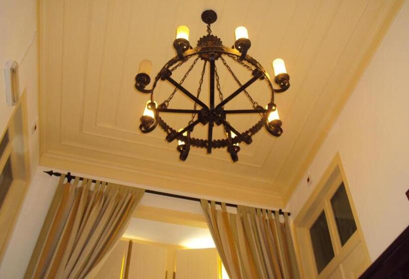 مبيت وإفطار Casa Antiga