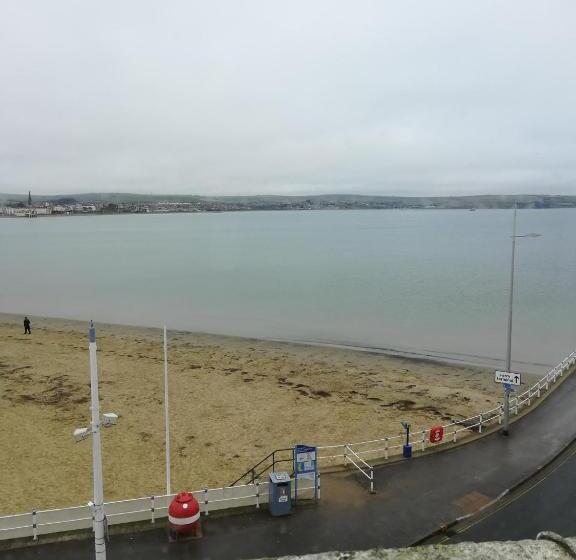 ベッドアンドブレックファースト Cavendish House