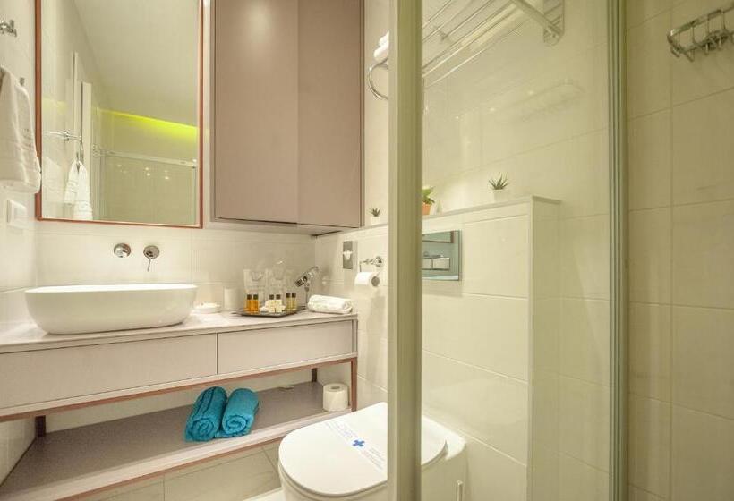 住宿加早餐  Luxury Rooms Kadena