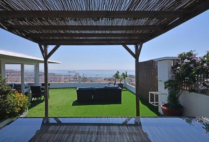 تختخواب و صبحانه Thehouse Lisboa