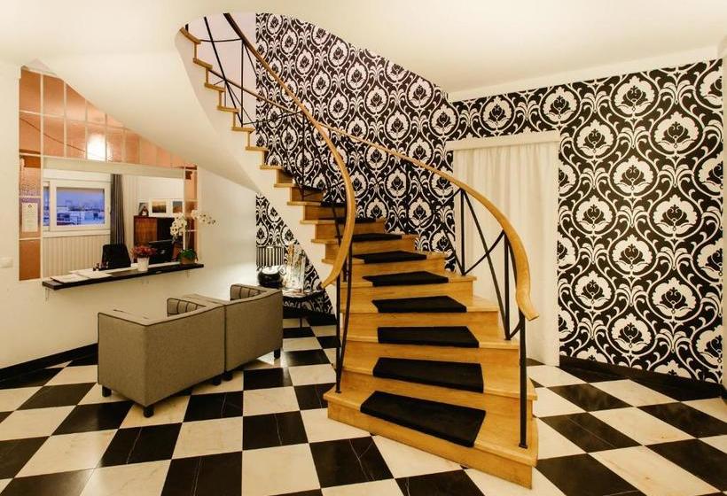 تختخواب و صبحانه Thehouse Lisboa