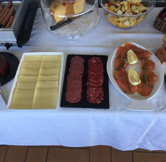 צימר Encosta Da Praia Luxury Suites