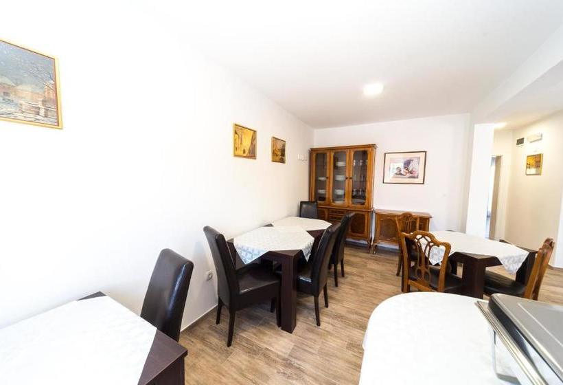 مبيت وإفطار Villa Gradski Vrt