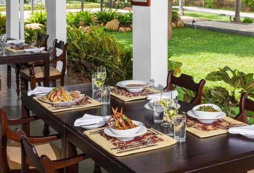 Курорт Fox Jaffna