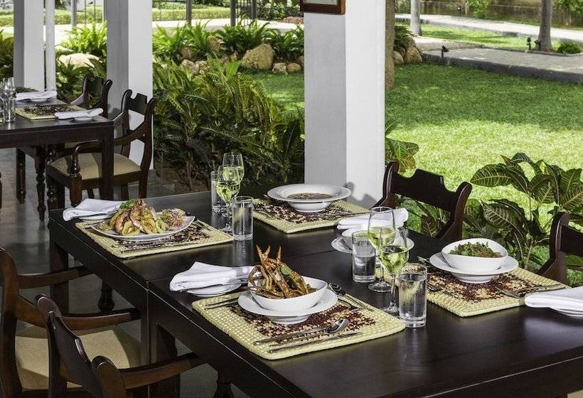 Курорт Fox Jaffna