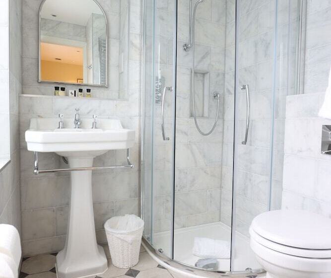 簡易ホテル Tyndall Villa Boutique B&b