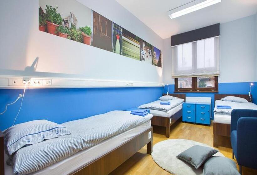 Hostel Bureau