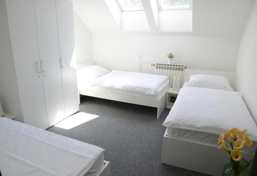 Hostel Street Osijek / Rooms