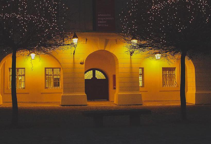 Hostel Street Osijek / Rooms