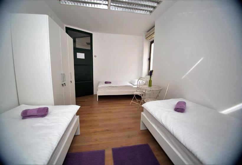 Hostel Street Osijek / Rooms