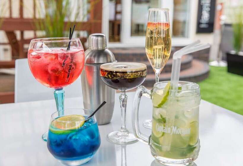 בית מלון כפרי A Park View