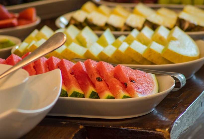 בית מלון כפרי A Park View