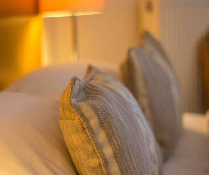 בית מלון כפרי A Park View