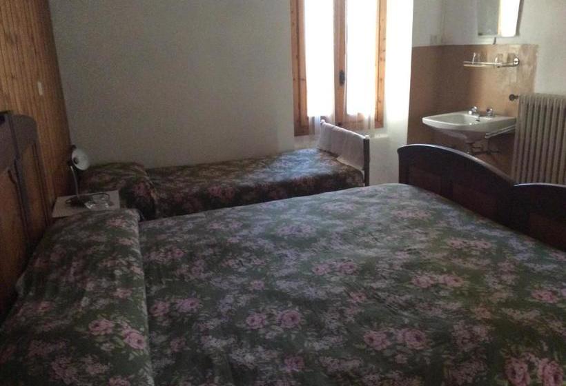 בית מלון כפרי Albergo Cervo