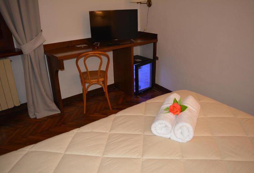 هتل Albergo Il Plistia