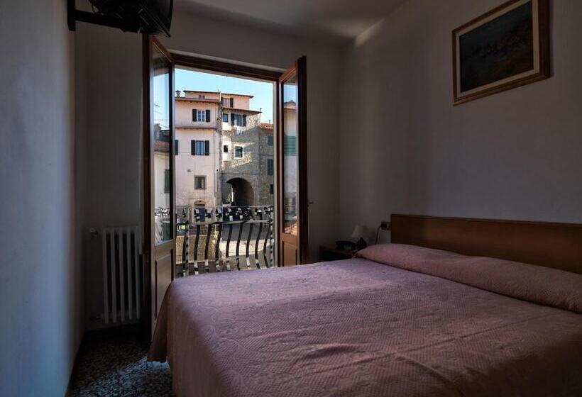 فندق Albergo Ristorante Il Poggiolo