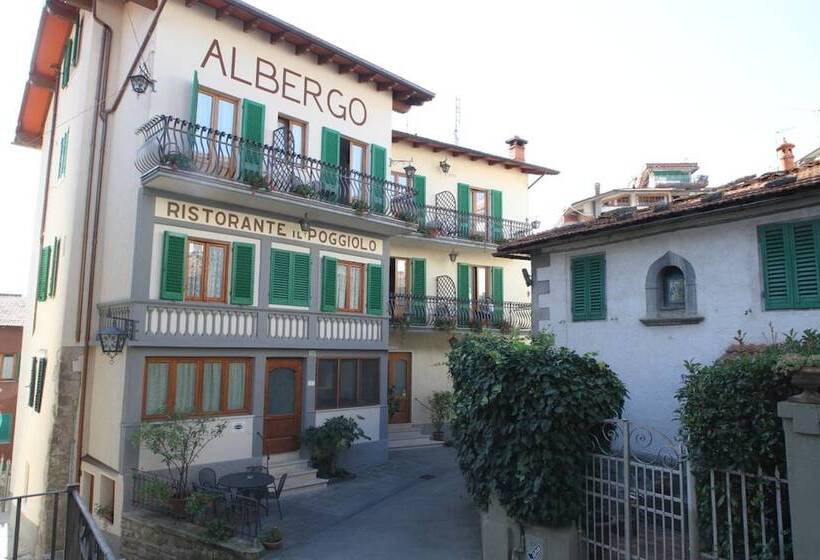 Отель Albergo Ristorante Il Poggiolo