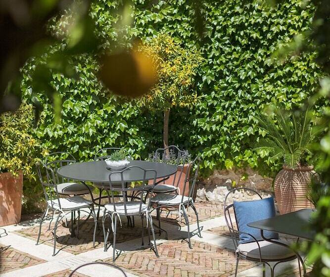 Almayer Art & Heritage Adults Only Hotel And Dépendance Rooms