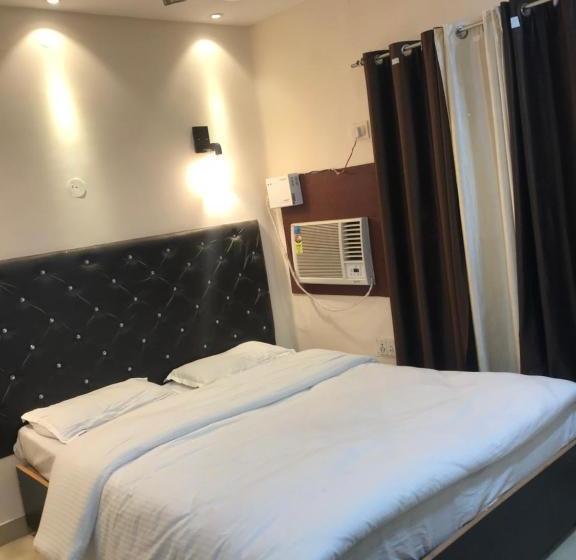 בית מלון כפרי Citizen