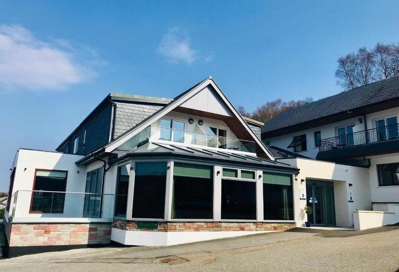 فندق Clan Macduff