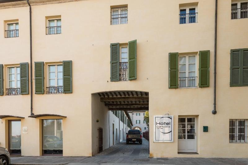 בית מלון כפרי Cortaccia Sanvitale