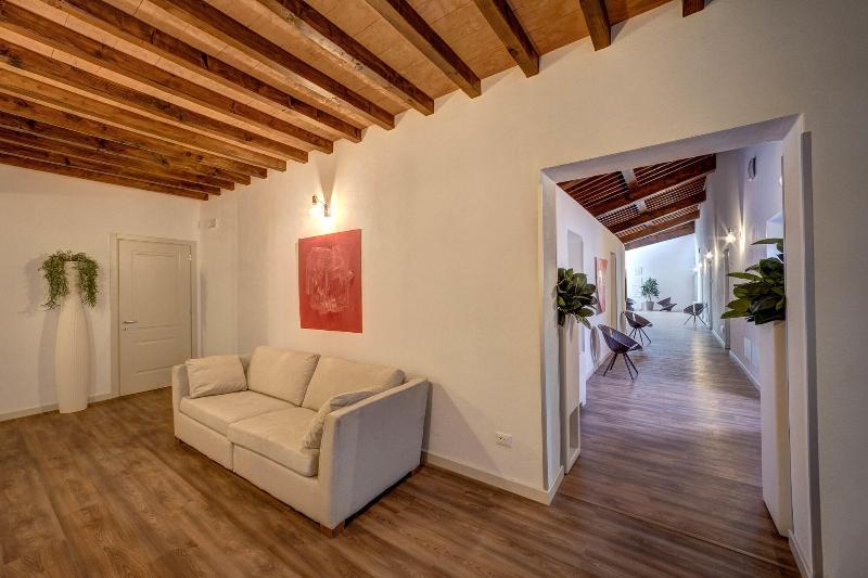 בית מלון כפרי Cortaccia Sanvitale