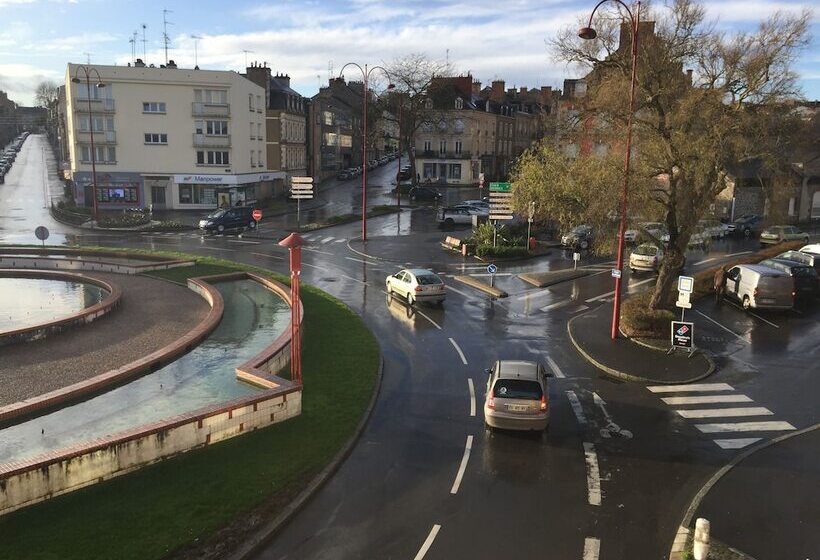 فندق De Bretagne