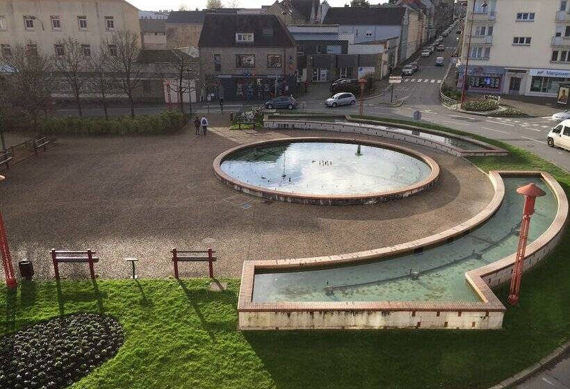 فندق De Bretagne