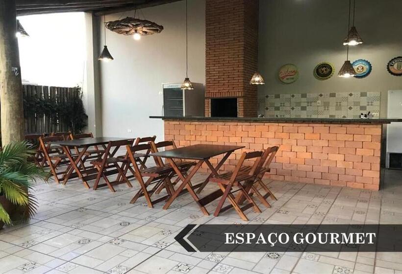 בית מלון כפרי Ellus