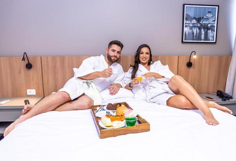 בית מלון כפרי Ellus